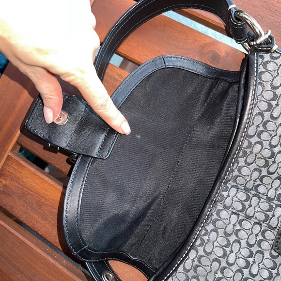 Coach Vintage Soho Signature C Black Monogram Y2K Shoulder Handbag Purse F12308 - Picture 13 of 14